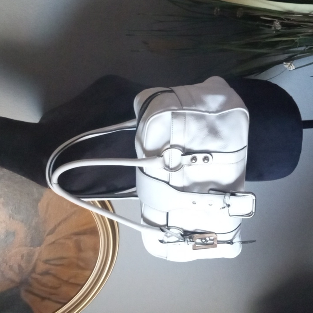 DOLCE & GABBANA Off White Pebbled Leather Satchel Bag Purse. Certified Authentic - Picture 2 of 14